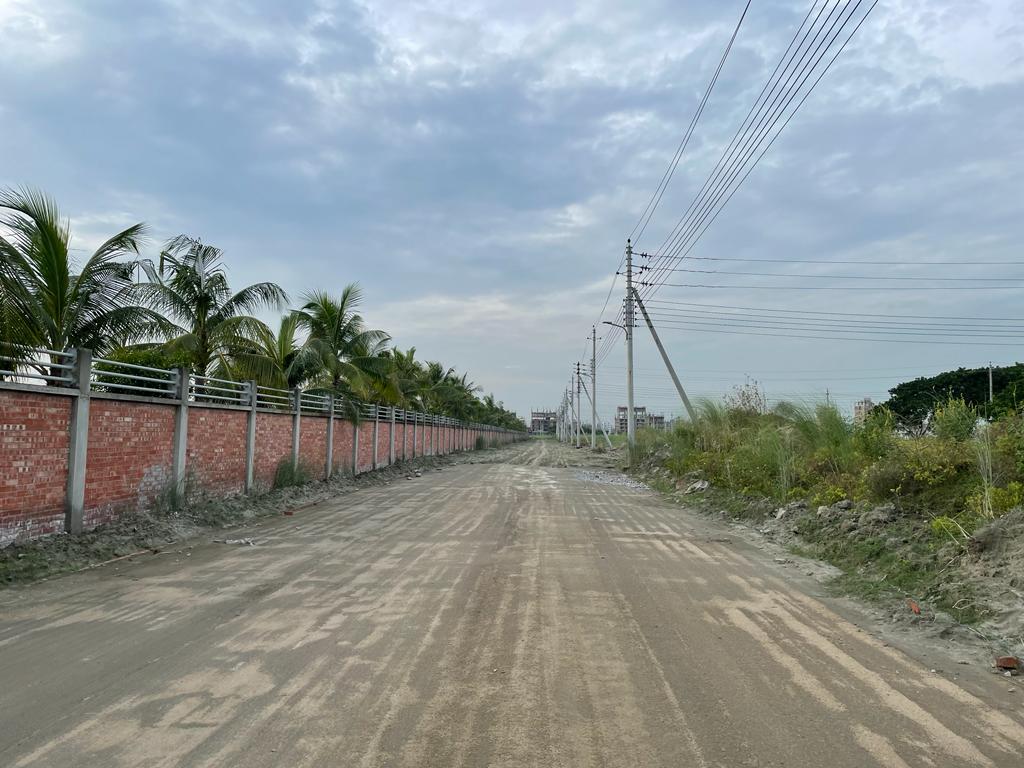 1.5 Katha Land