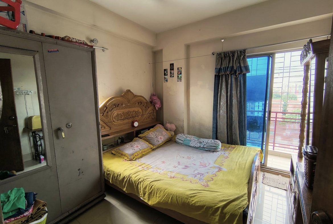 K1050 SQFT